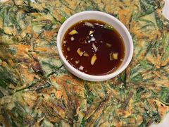 韭菜饼-喇喇排骨火锅·传统韩式脊骨汤(望京西园总店)