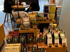 -星巴克臻选(周浦万达店)