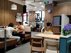 用餐区-魏家餐饮(朗香街店)