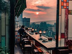 -萨芭蒂高空花园餐酒吧