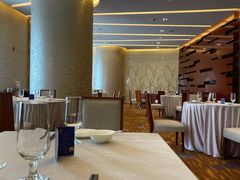 -湖影中餐厅·南京金茂威斯汀大酒店