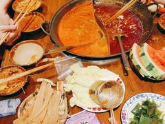 -萍姐火锅·公路夜市(武汉首店)