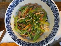 芹菜牛肉豆腐干面-沪西老弄堂面馆(定西路店)