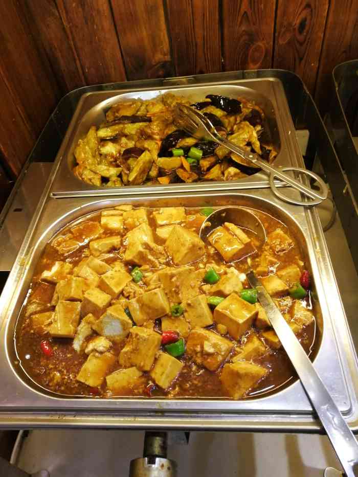 素渡新派素食自助餐厅(八王寺店)-"换驾照的体检路上我一眼扫到了这家