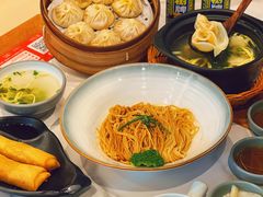 -馋三尺蟹粉小笼(人民广场店)