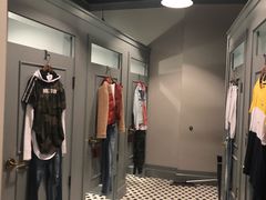 -Hollister(天环广场店)
