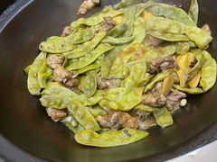 -象牙山铁锅炖(汇东郦城店)