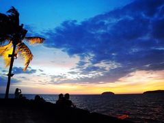 -Sunset Bar(丹绒亚路香格里拉店)