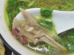 牛杂汤-黄阿姨锅贴大王(万航渡路店)