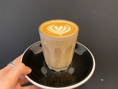Flat&nbsp;white-black rainbow coffee