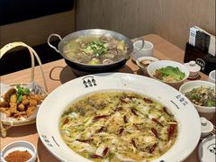 -渔语鱼酸菜鱼新川菜(来福士店)