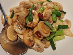 -新荣记(BFC外滩金融中心店)