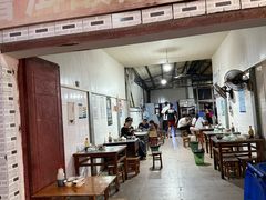 -正宗杨记普洱酸醋米线(总店)
