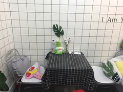 大堂-一块甜品店