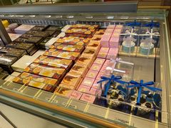 -好利来(建邺吾悦广场Lab主题店)