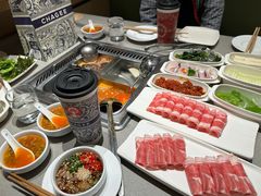 -海底捞火锅(金山百联店)