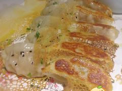 网皮锅贴-姜君·千岛湖鱼头馆(浦东大道店)