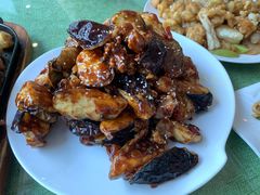 焦糖茄子牛肉粒-桃子餐厅·天津菜(红星路直营店)