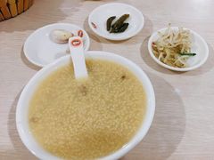 -闫家驴肉老店(华电一校店)