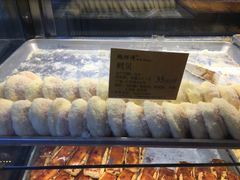 -鲍师傅糕点(江苏路店)