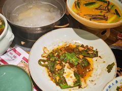 -吃饭皇帝大土家民族菜(正大广场店)