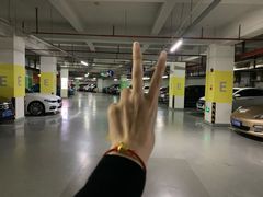 -九六广场-停车场