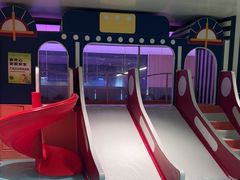 -涨巢·潮玩水疗局