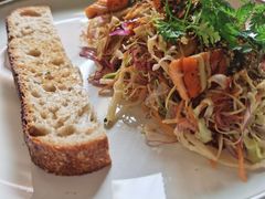 烤三文鱼沙拉-O'mills Sourdough Bakery&Bistro(永嘉路店)