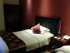 android_upload_pic-屋顶顶城市·江景酒店-客房部