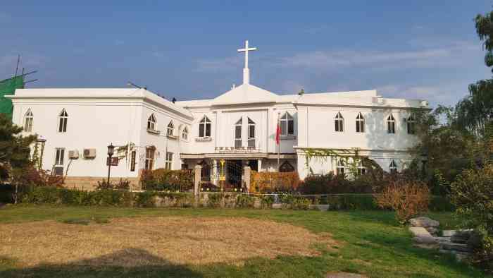 北京基督教会宽街堂-"看小伙伴评论才发现这边河道整治完了环境真.