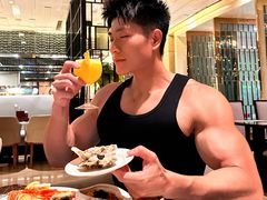 -广州万富希尔顿酒店-感趣自助餐厅·生蚝海鲜刺身