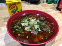 -魏旺湖北正宗牛肉面(硚口公园店)