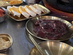 -胡悦里韩式烤肉(芝罘万达广场店)