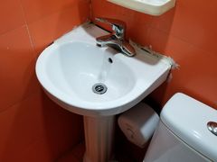 -99旅馆连锁(广兰路地铁站店)