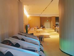 -涨巢·潮玩水疗局