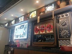 -黑白电视长沙小吃(美林M·LIVE天地东座店)