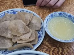 老北京炸灌肠-门框胡同百年卤煮(新街口店)