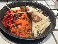 -贰回巷火锅馆(钟楼店)