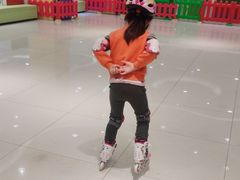 -阿布溜溜(同曦假日百货店)