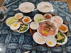 -桥香园云南过桥米线(金马碧鸡店)
