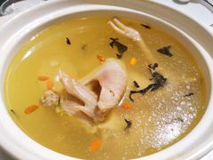石耳炖土鸡-徽镇小厨·经典徽菜(马连道店)