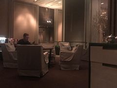 -The lounge 柏悦酒店大堂酒廊(上海环球金融中心店)
