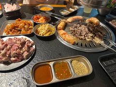 -炽城·烤肉名家(鸿达中央广场店)