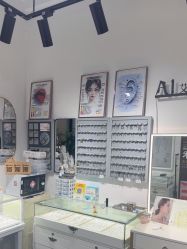 -AI艾耳·专业手工耳洞·穿孔美学馆