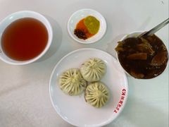-陈寔包子王·卤煮小肠·京味小吃(龙潭店)