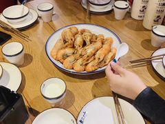 -聚汇三少·龙虾·中餐厅(莫邪路新天地店)