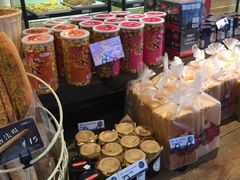零售区-TOUCH泰奇(奉贤宝龙城市广场店)