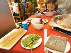 -山城年华老火锅(玉林店)