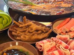 -黄潇洒老火锅(九眼桥宏济巷店)