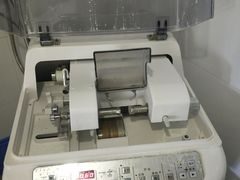 -视野联行眼镜·蔡司授权店(长白万象汇店)